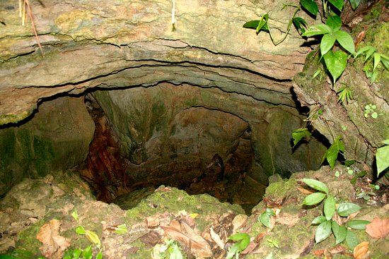 Cueva de Tambo Ushco
