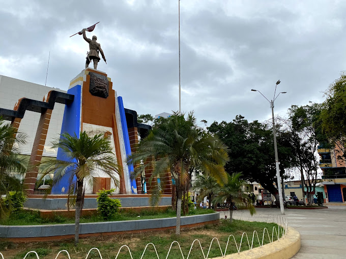 Plazuela Bolognesi de Tumbes