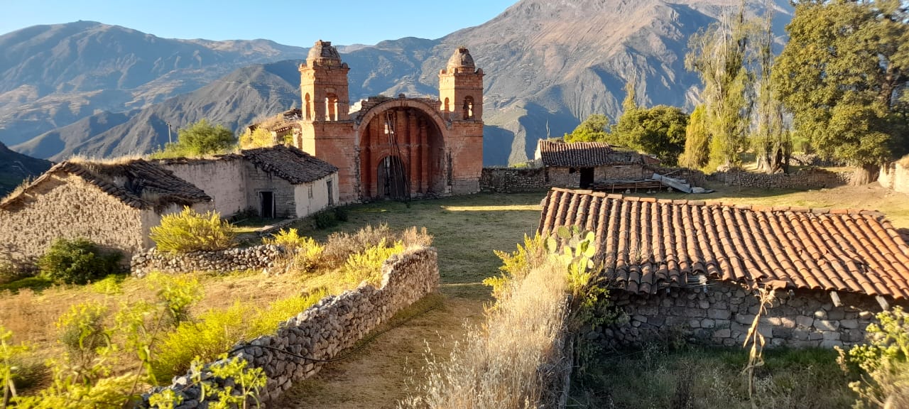 Iglesia Virgen de Asunción de Chincheros