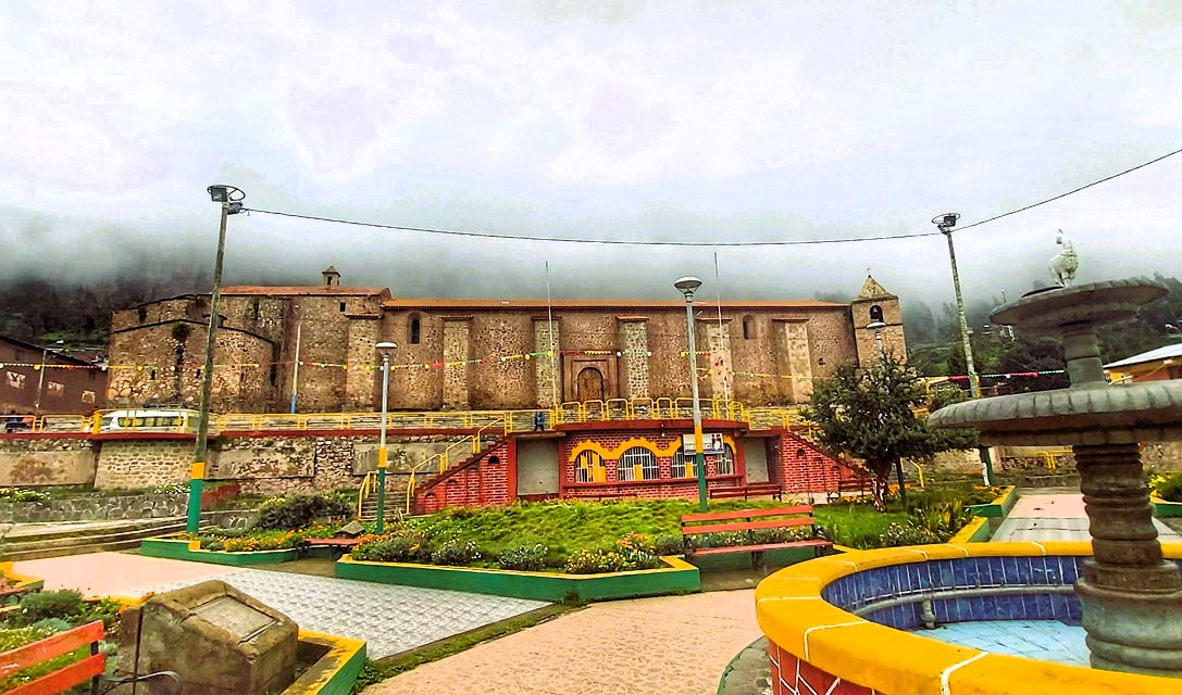 Templo San Salvador de Antabamba